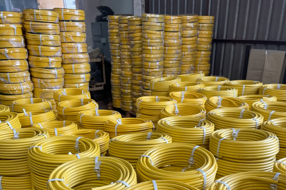 Tubos Isoladores para Cerca Elétrica Rural - Imagem 4